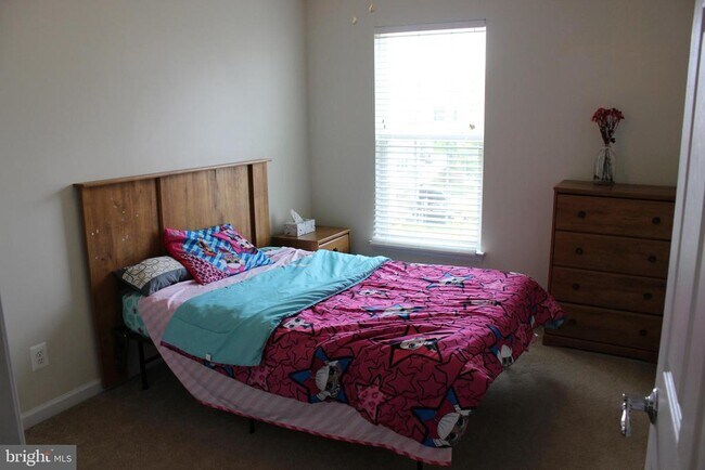 Building Photo - 43579 Wheat Berry Terrace