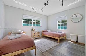 Building Photo - Northeast 4th Court, Hallandale Beach, FL 33009 - 3 BR 2 BA single-family home