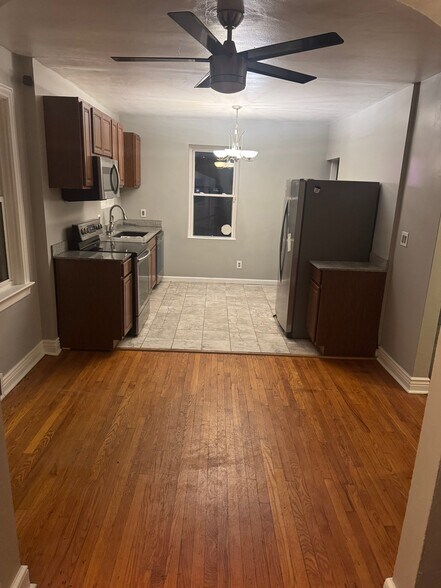 Building Photo - 3512 Belaire Pl