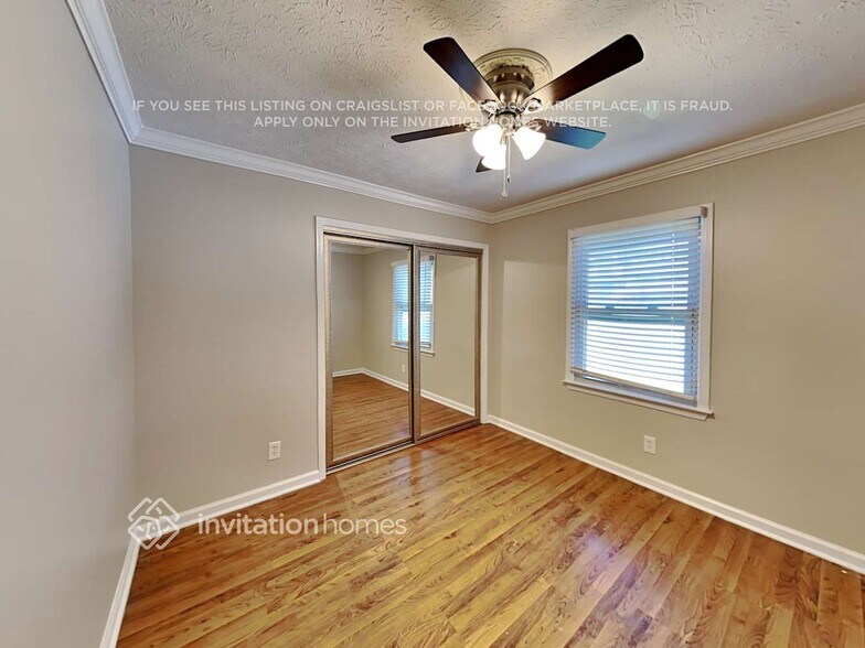 Building Photo - 4189 Terrace Dr