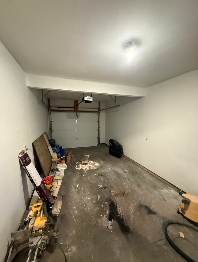 Building Photo - 2803 Wilson St