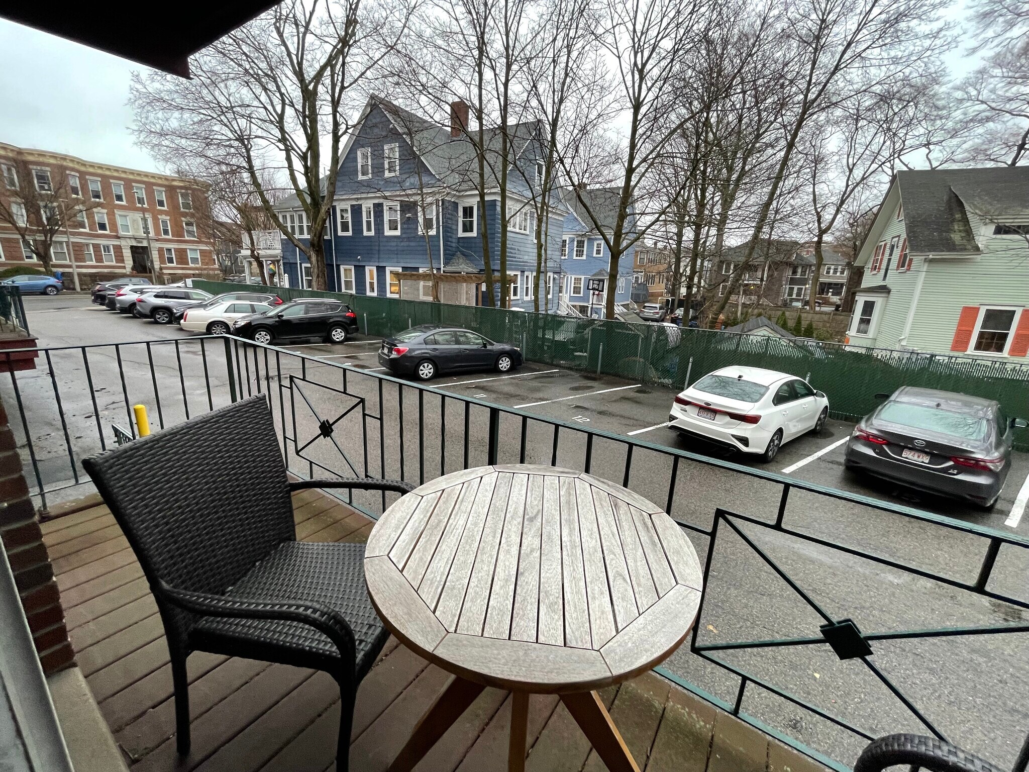 Building Photo - 804 Centre St