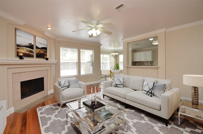 Building Photo - 3210 Sunny Meadows Ln