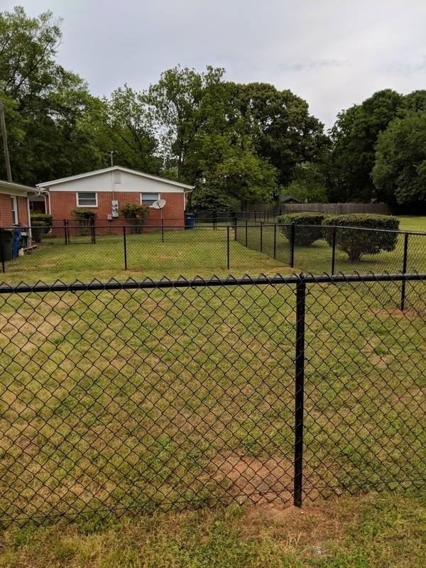 Building Photo - 411 Rose Ln