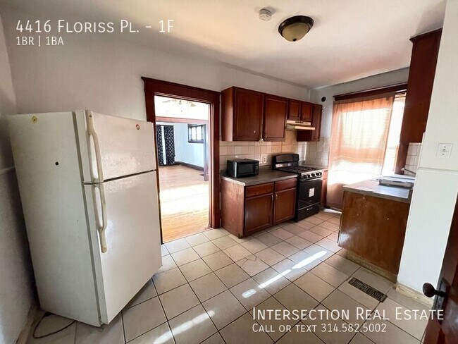 Building Photo - 4416 Floriss Pl