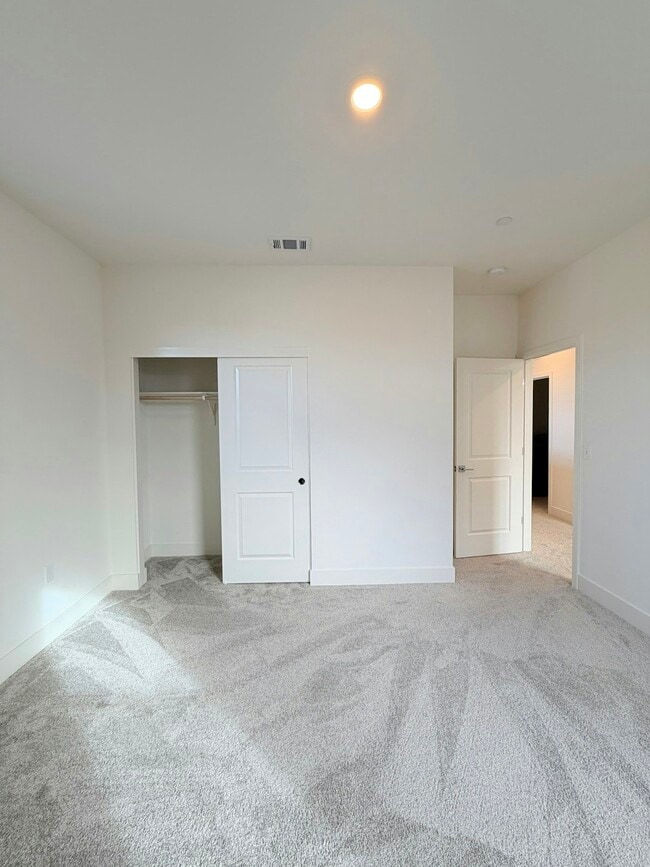 Building Photo - 5168 Maniago Wy