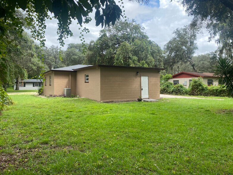 Building Photo - 1608 Long Ln