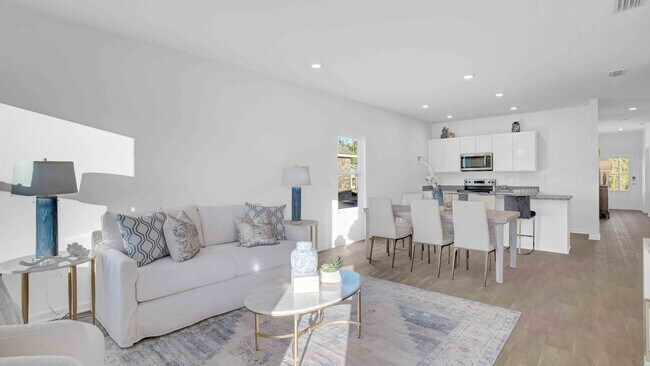 Building Photo - 13634 Logan Pl