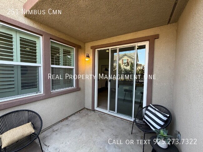 Building Photo - 251 Nimbus Cmn
