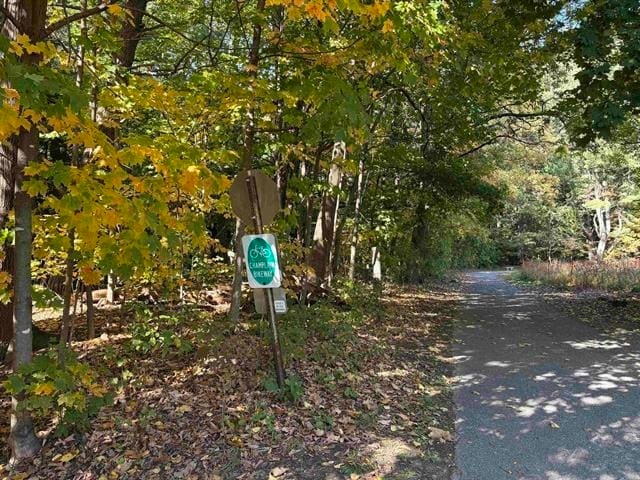 Building Photo - L4 Stonehedge Dr