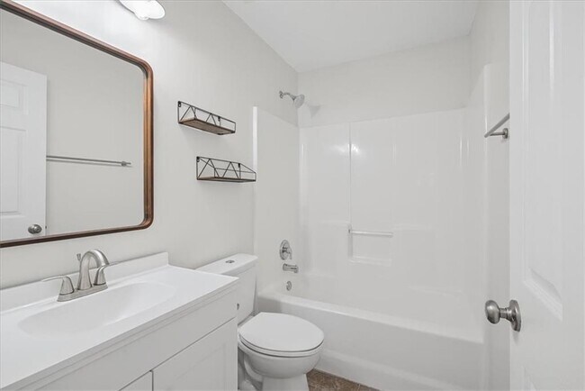 Building Photo - 506 Weatherstone Ct