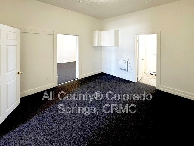 Building Photo - 215 N First Street