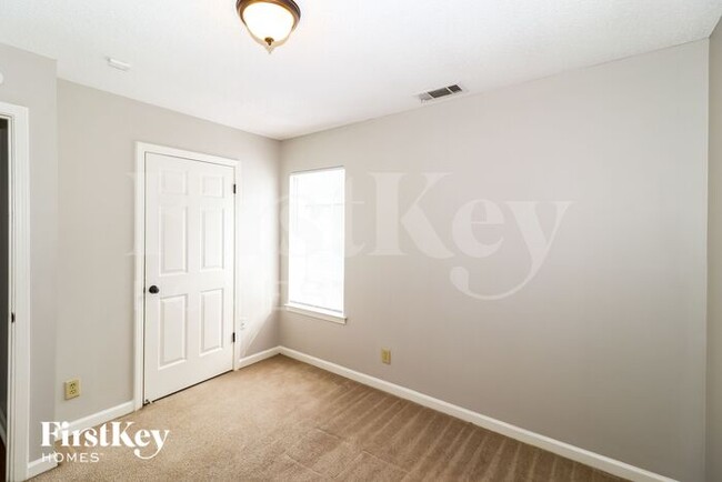 Building Photo - 2507 Bassfield Dr