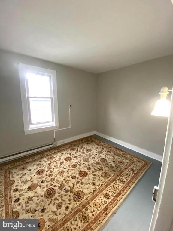 Building Photo - 64 S Evans St