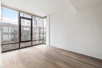 Building Photo - 429 Kent Ave