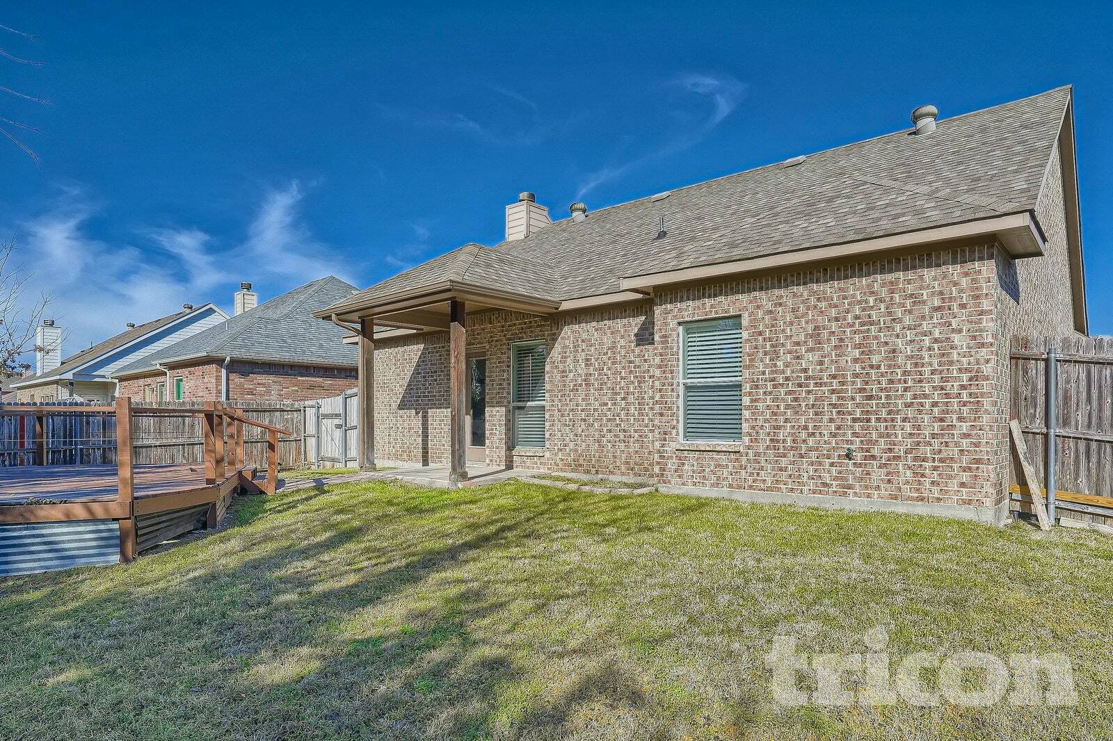 Building Photo - 214 Bob White Dr