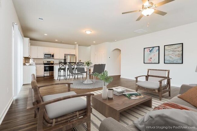 Building Photo - 247 Clydesdale Cir