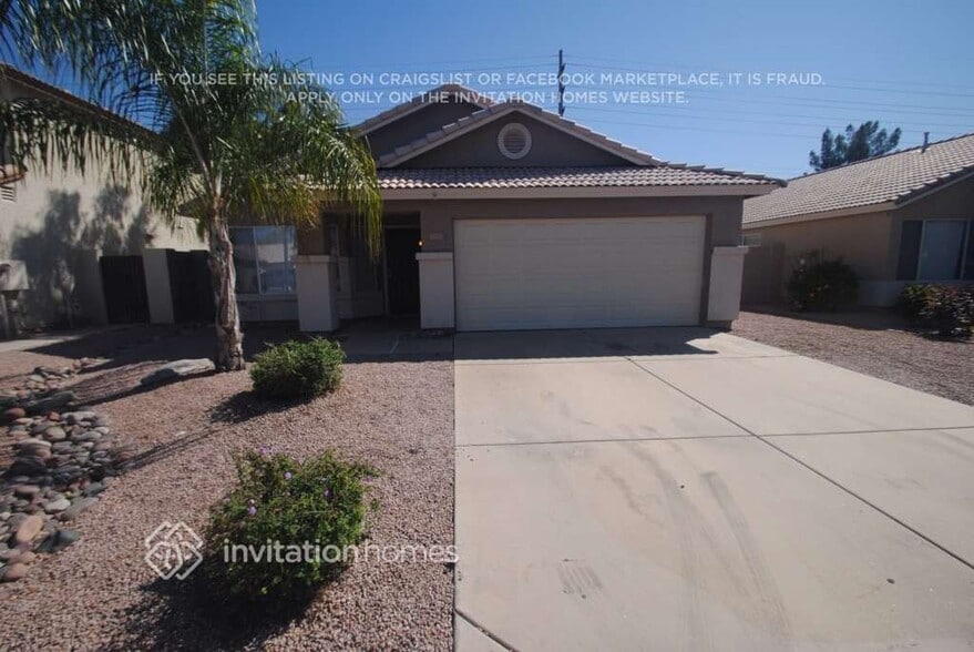 Primary Photo - 4073 E Princeton Ave