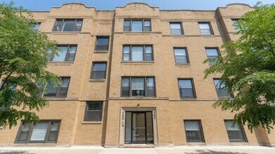 Building Photo - 4605 N Kimball Ave