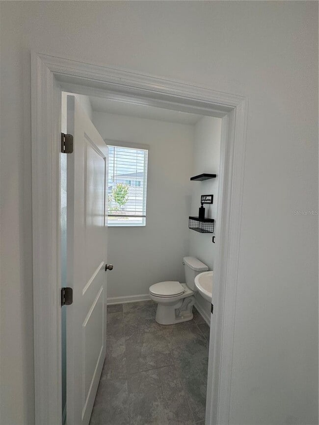 Building Photo - 297 Bogey Dr