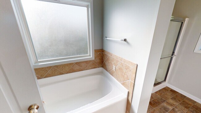 Building Photo - Updated 3 Bedroom, 2.5 Bathroom 2-Story w/...