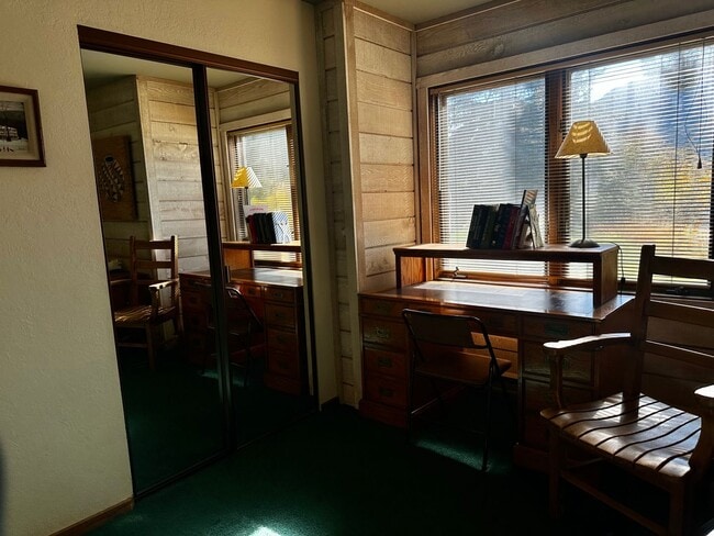 Building Photo - Stunning 3-Bedroom + Loft, 2.5-Bathroom Retreat in Snowcreek – $6,500/Month + Utilities