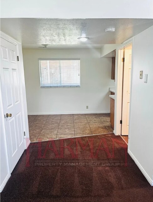 Building Photo - 699 600 W