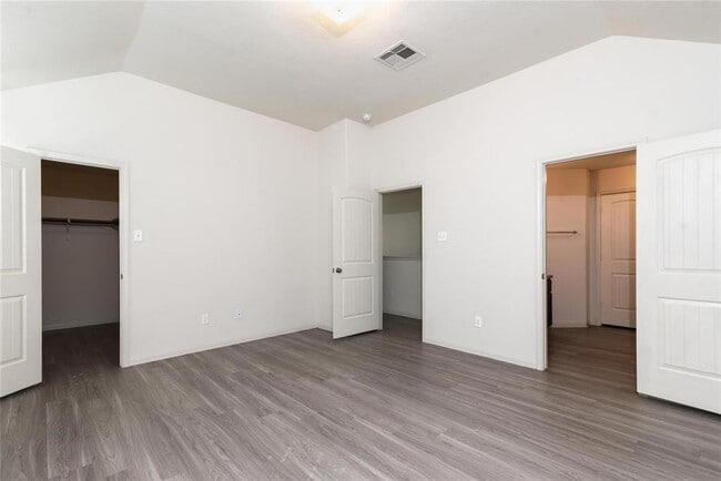 Building Photo - 14703 Jennys Park Pl
