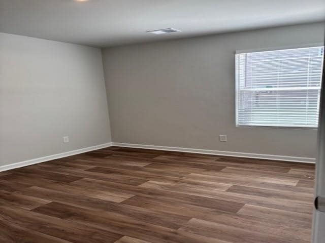 Building Photo - 101 Birchwood Dr