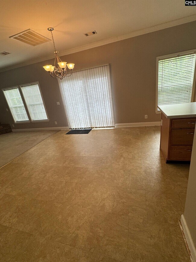 Building Photo - 121 Summerfield Dr