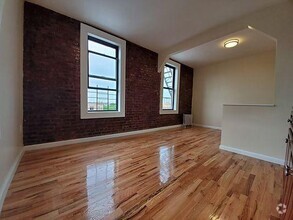 Building Photo - 0 bedroom in BRONX NY 10467