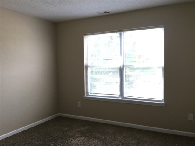 Building Photo - 12187 Running Springs Rd