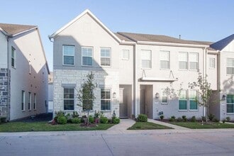 Building Photo - 9923 Schramm St
