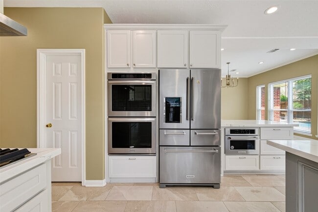 Building Photo - 2706 Blue Wind Ct