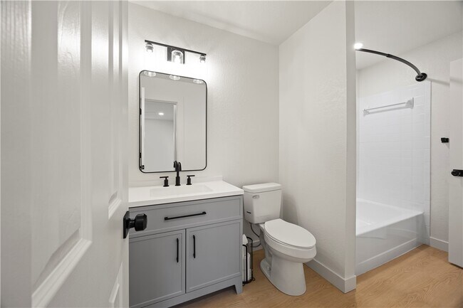 Building Photo - 2007 Sycamore Pl