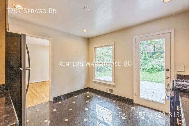 Building Photo - 7701 Sebago Rd