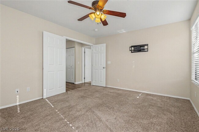 Building Photo - 958 Medina De Leon Ave
