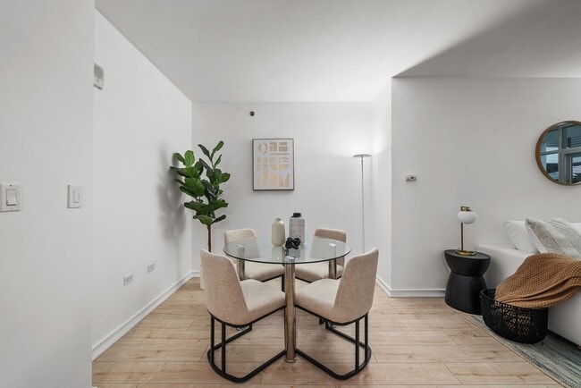 Building Photo - Expansive Little Italy 1 Bedroom at Acqua ...