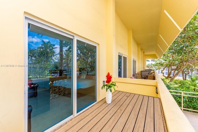 Building Photo - 2501 S Ocean Dr