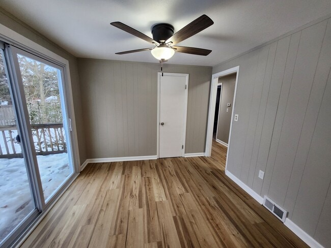 Building Photo - 311 Rebecca St