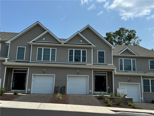 Building Photo - 16 Pinto Rd