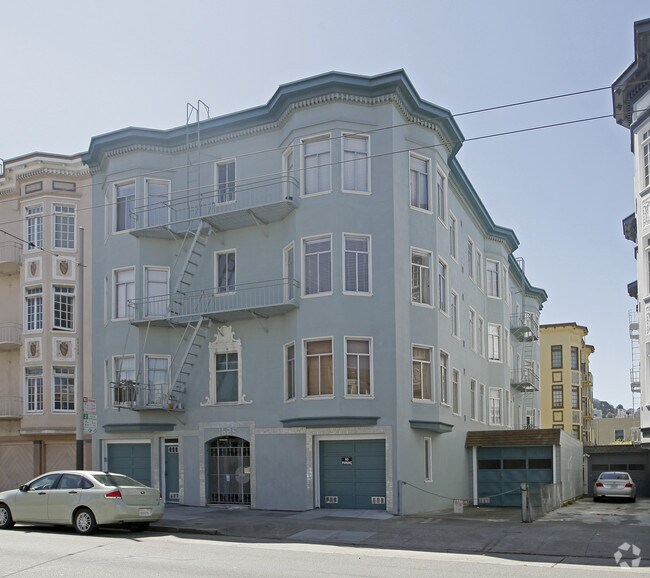 Primary Photo - 1625 Chestnut St