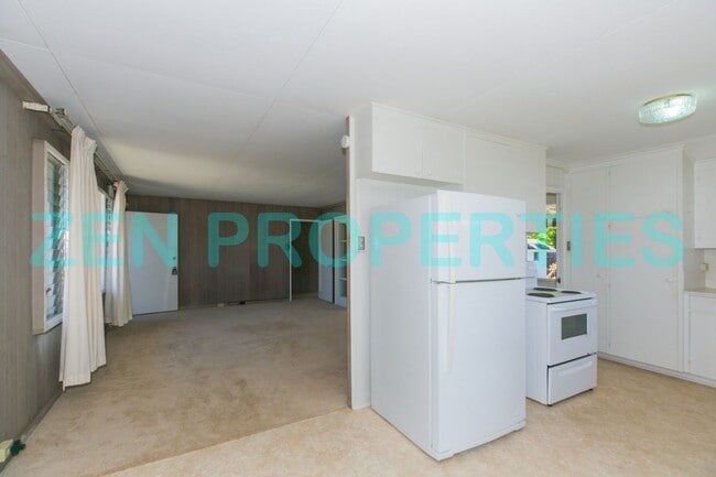 Building Photo - a 3 bdrm, 1.5 bath home for rent in Niu Valley
