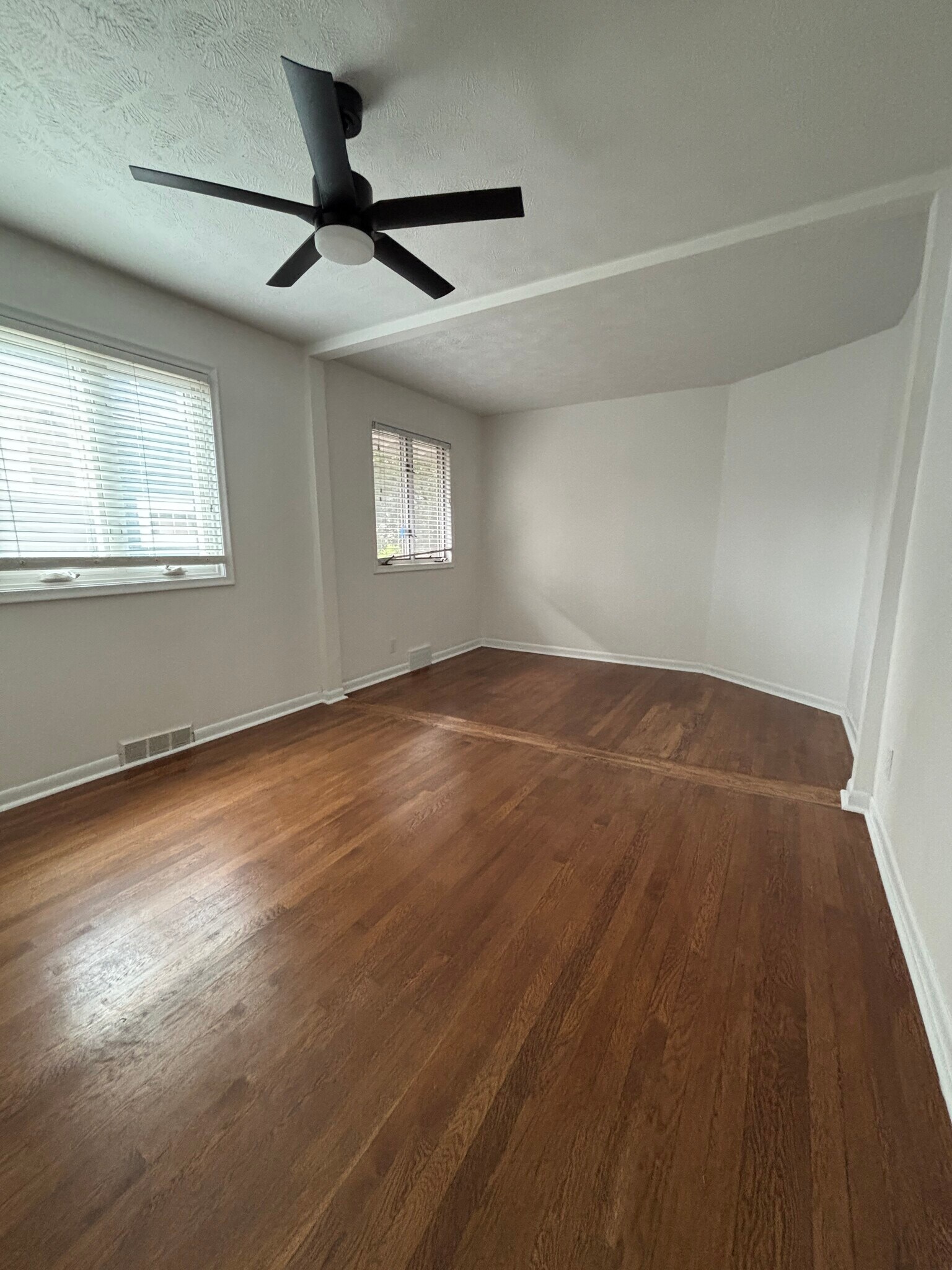 BR 1 - 4312 Marcy St