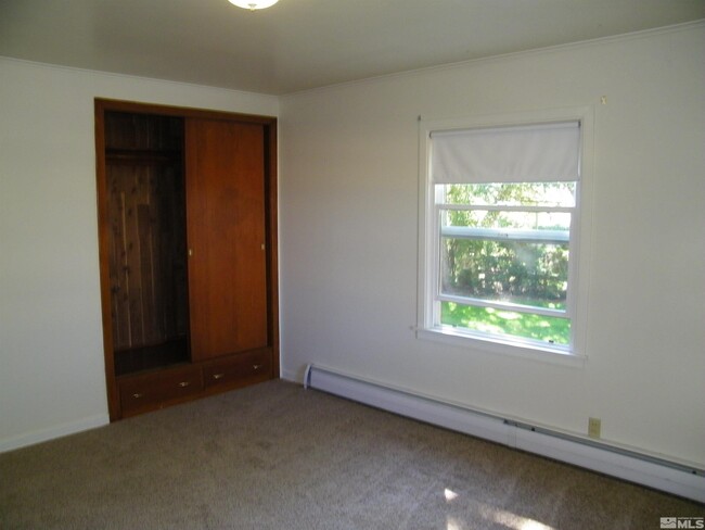 Building Photo - 494 Mottsville Ln