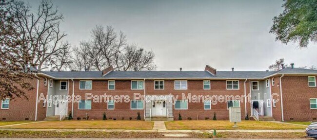 Building Photo - 110 3rd St