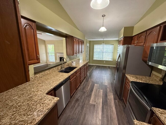 Building Photo - 3604 Brookgreen Cir
