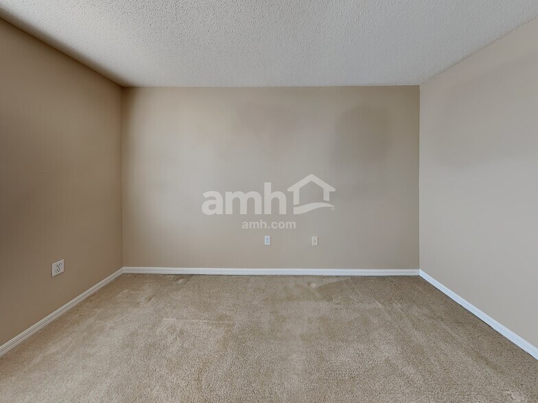 Building Photo - 13819 Gentle Woods Ave