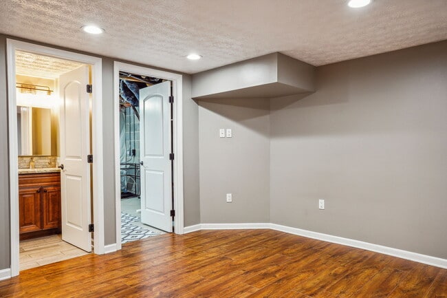 Building Photo - 1710 Messner Dr