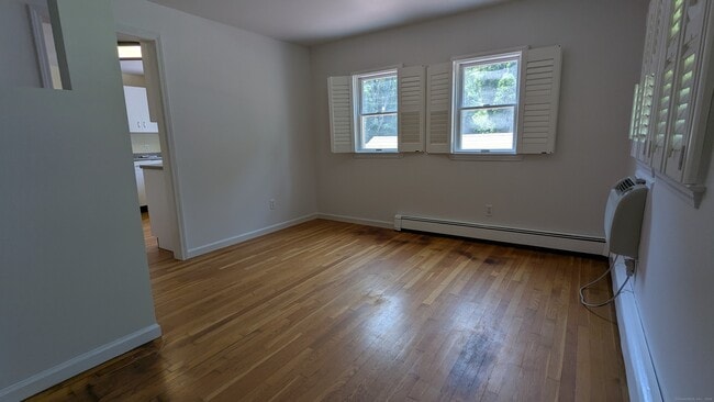 Building Photo - 117 N Taylor Ave